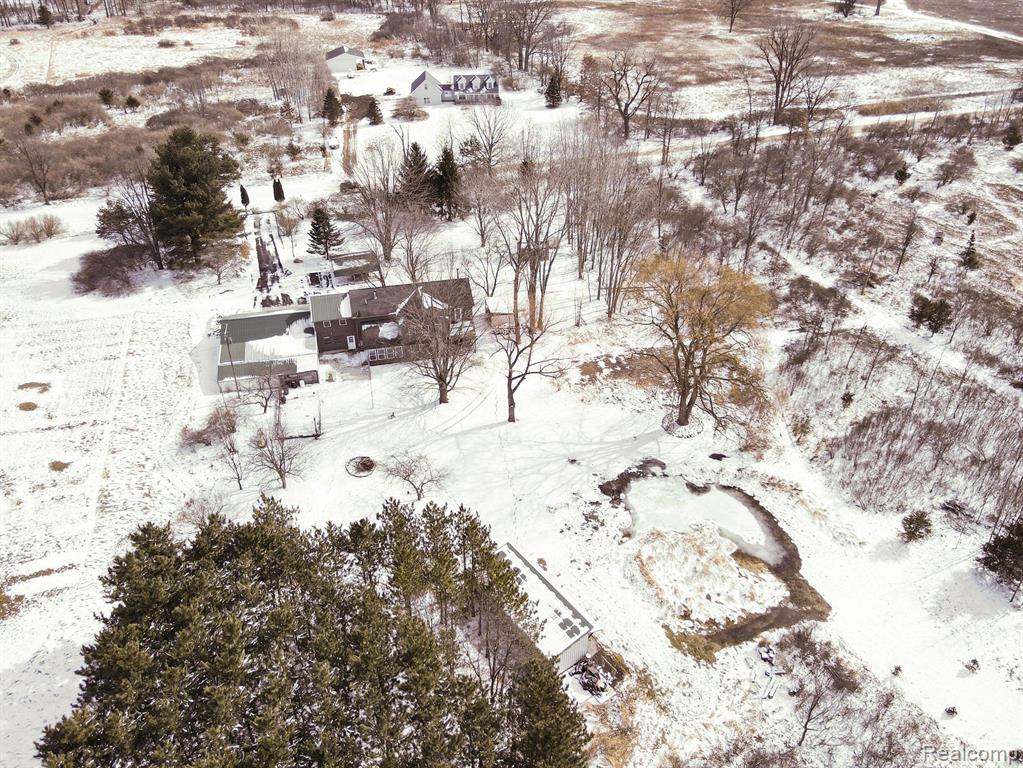 9631 BYRON Road, Howell, MI 48855 — Photo 42