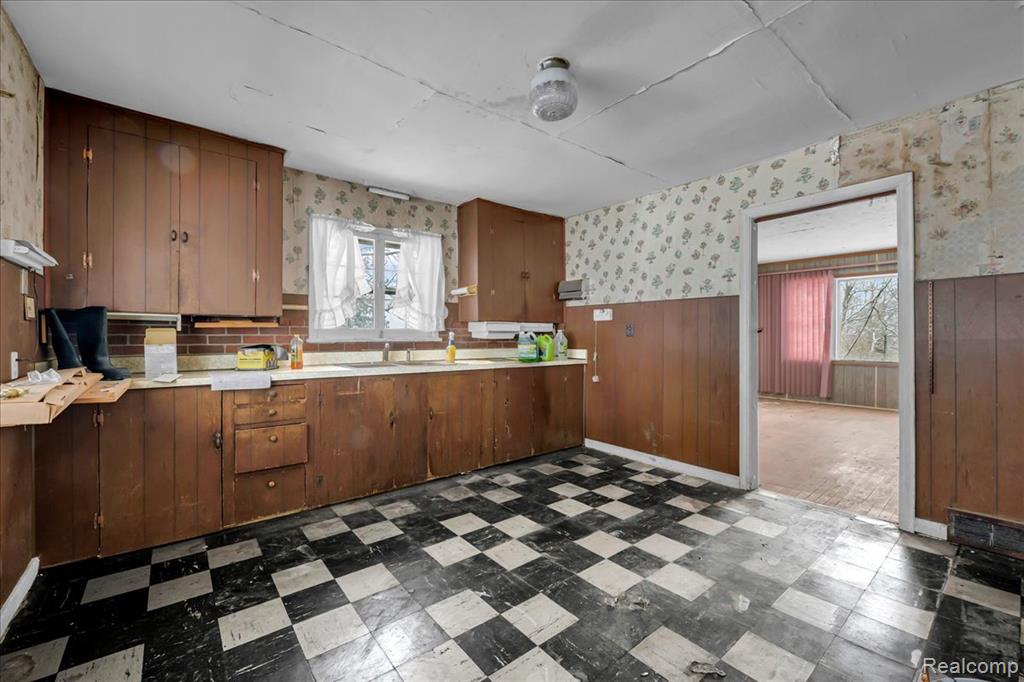 7348 Bennett Drive, Whitmore Lake, MI 48189 — Photo 9