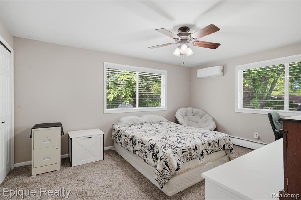 5370 Oaktree Court, Flint, MI 48532 — Photo 15