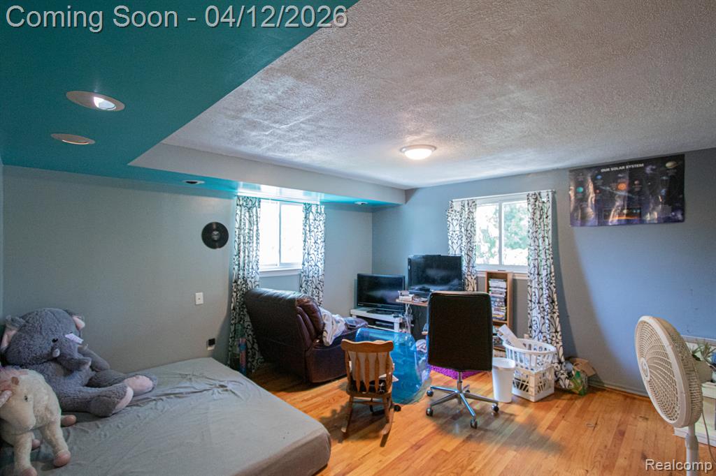 35501 Griswald Street, Clinton Twp, MI 48035 — Photo 16