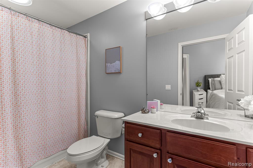 17303 Black Pine Drive, Northville, MI 48168 — Photo 38