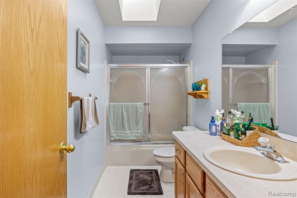780 Saint Johns Boulevard, Lincoln Park, MI 48146 — Photo 19