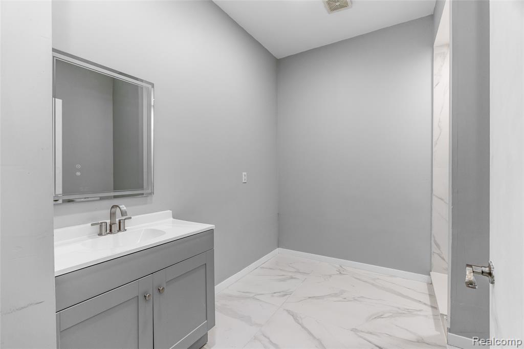 7841 Teahen Road, Brighton, MI 48116 — Photo 50
