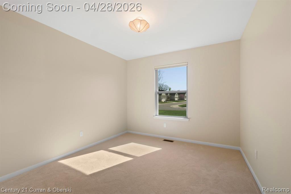 1091 Paddock Drive, South Lyon, MI 48178 — Photo 39