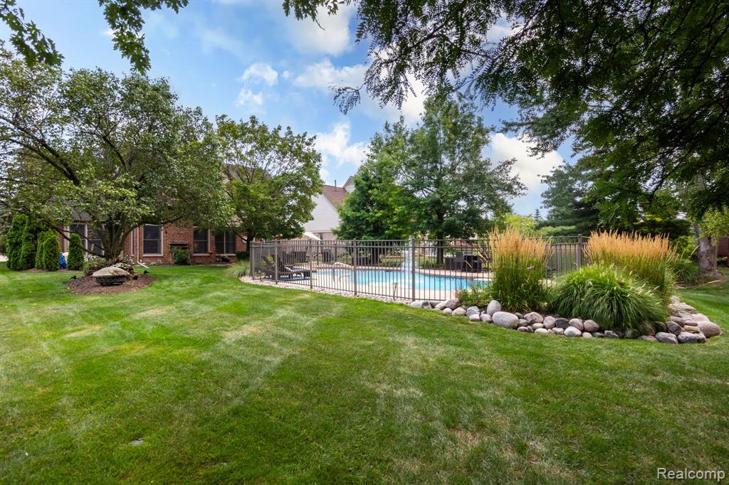 45340 Lothrop Road, Canton, MI 48188 — Photo 61