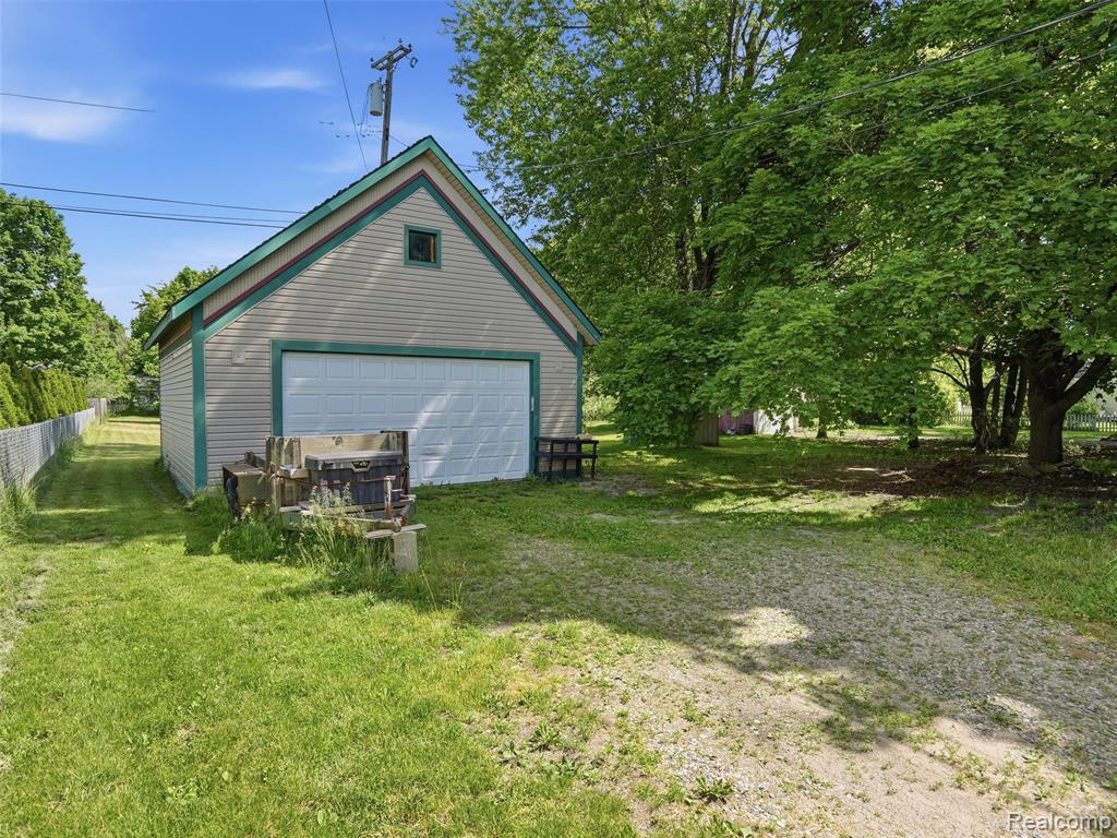 69 E Burdick Street, Oxford, MI 48371 — Photo 26