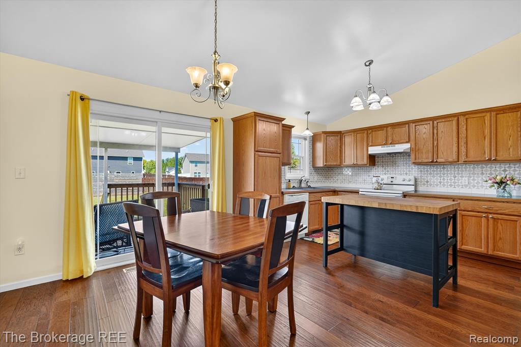 2092 Brier Crest Drive, Davison, MI 48423 — Photo 12
