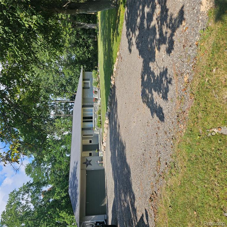 4430 Emmons Road, Howell, MI 48855 — Photo 2