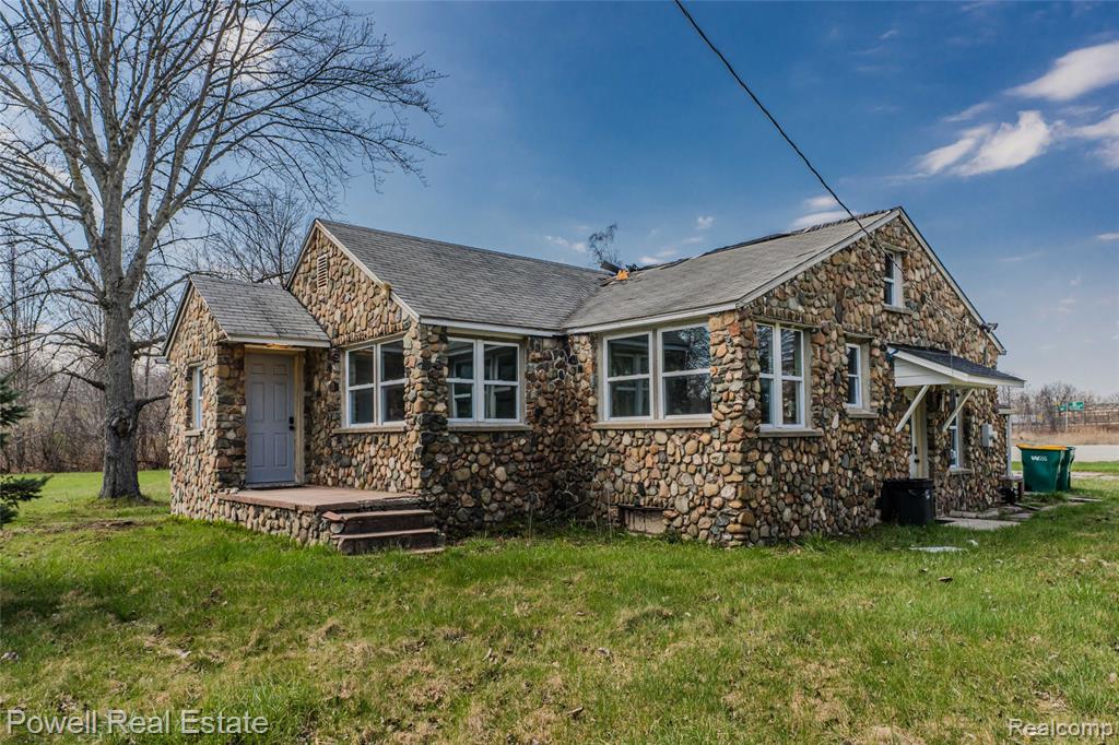 4118 Griswold Road, Port Huron, MI 48060 — Photo 2