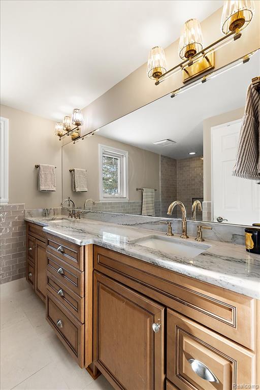 5193 Kellen Lane, Bloomfield Hills, MI 48302 — Photo 40