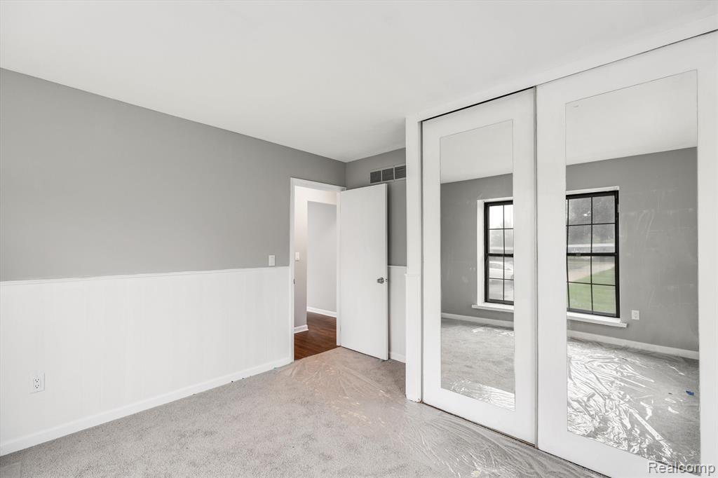 40160 NEWPORT Drive, Plymouth, MI 48170 — Photo 21