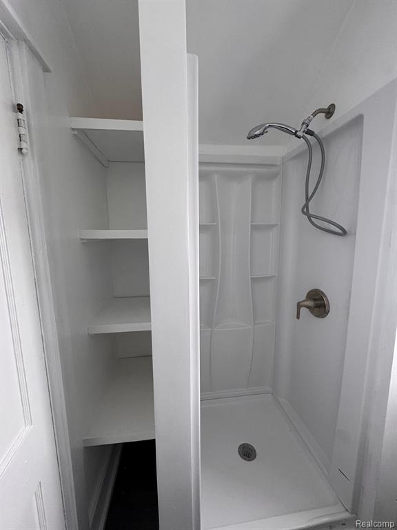 1013 Wall Street, Port Huron, MI 48060 — Photo 5