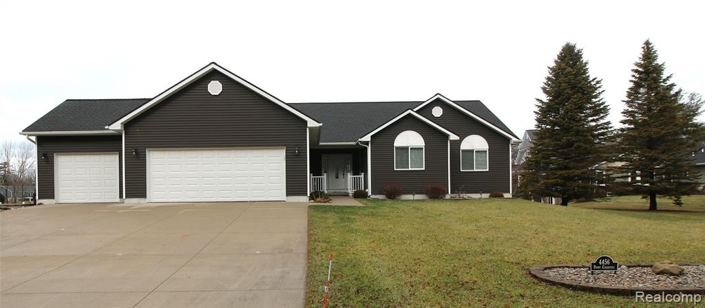 2100 SE Wealthy Street, East Grand Rapids, MI, 49506