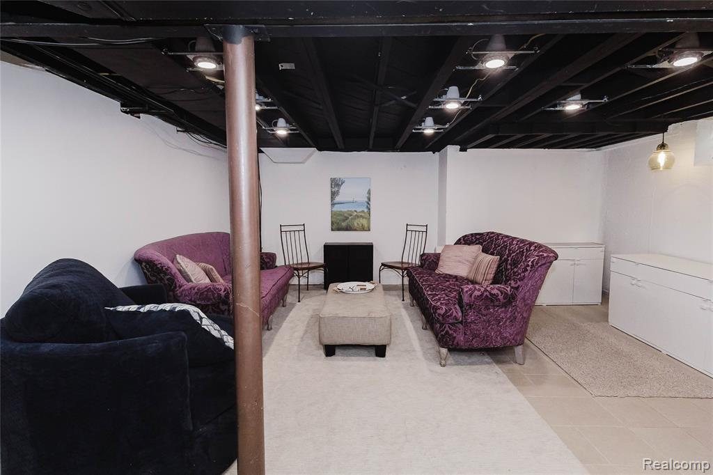 437 Normandy Road, Royal Oak, MI 48073 — Photo 25