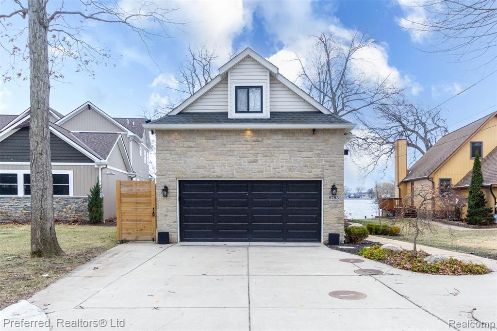8783 Cooley Beach Drive, White Lake, MI — Photo 2