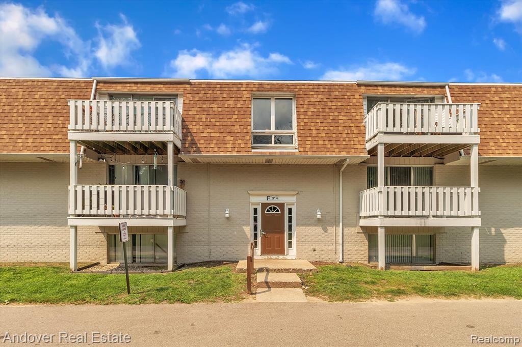320 S Drake Road, Kalamazoo, MI 49009 — Photo 17