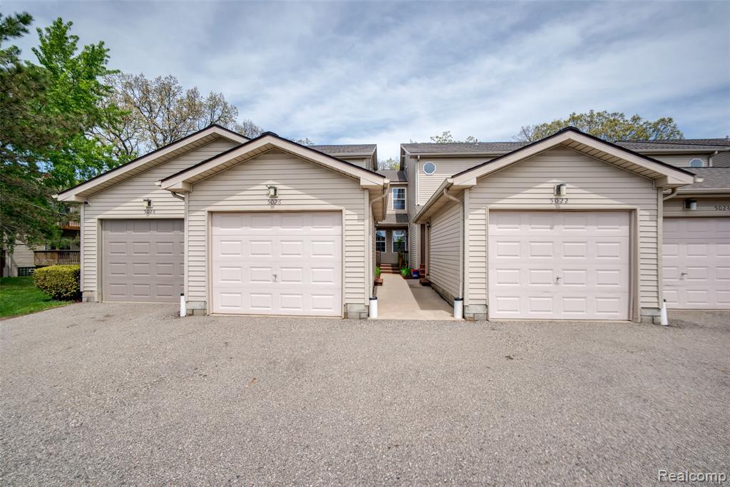 5026 Harbor Oak Drive, Waterford, MI 48329 — Photo 19