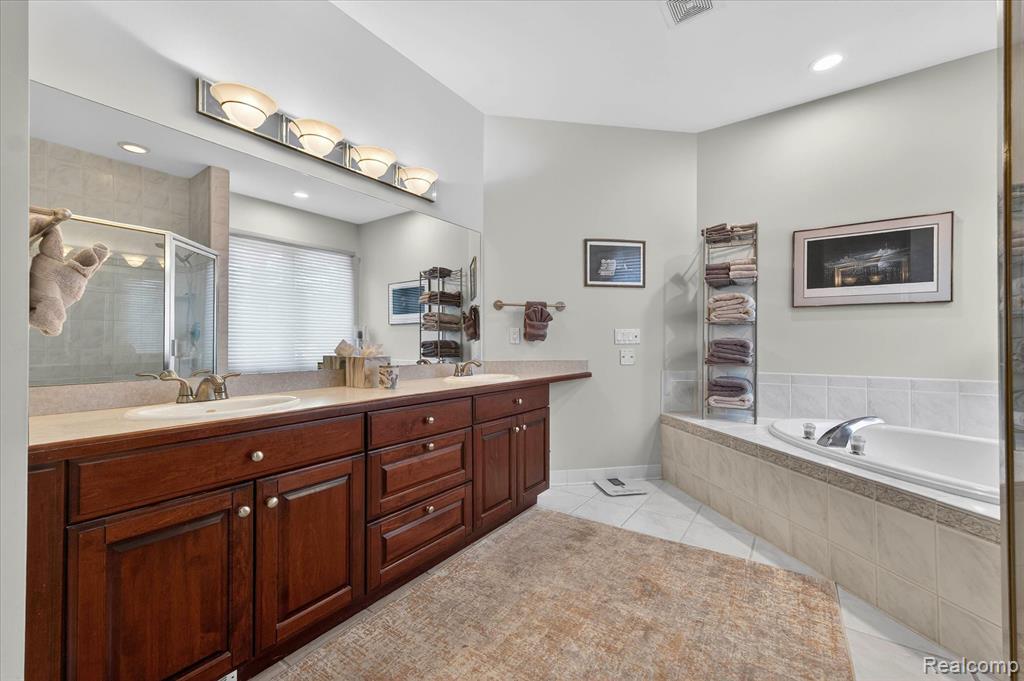 4806 Goodison Place Drive, Rochester, MI 48306 — Photo 26