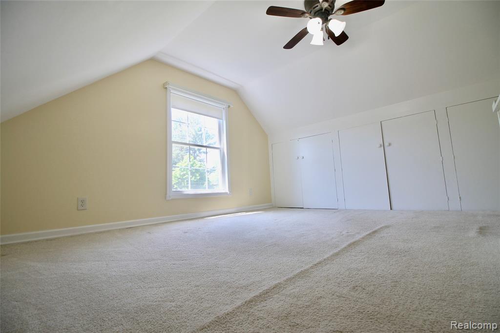8372 Parshallville Road, Fenton, MI 48430 — Photo 19