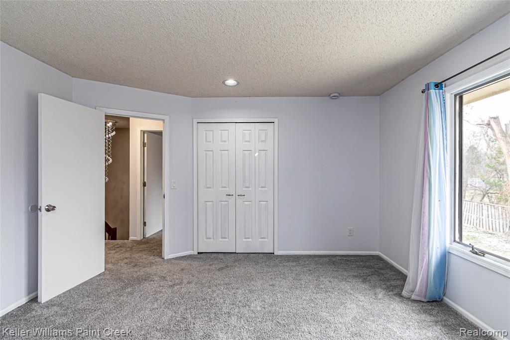 5700 Point Of The Woods Drive, West Bloomfield, MI 48324 — Photo 46
