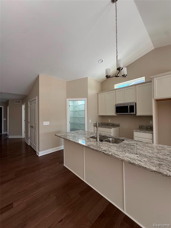 1079 Camellia Circle, 33, Howell, MI 48843 — Photo 11