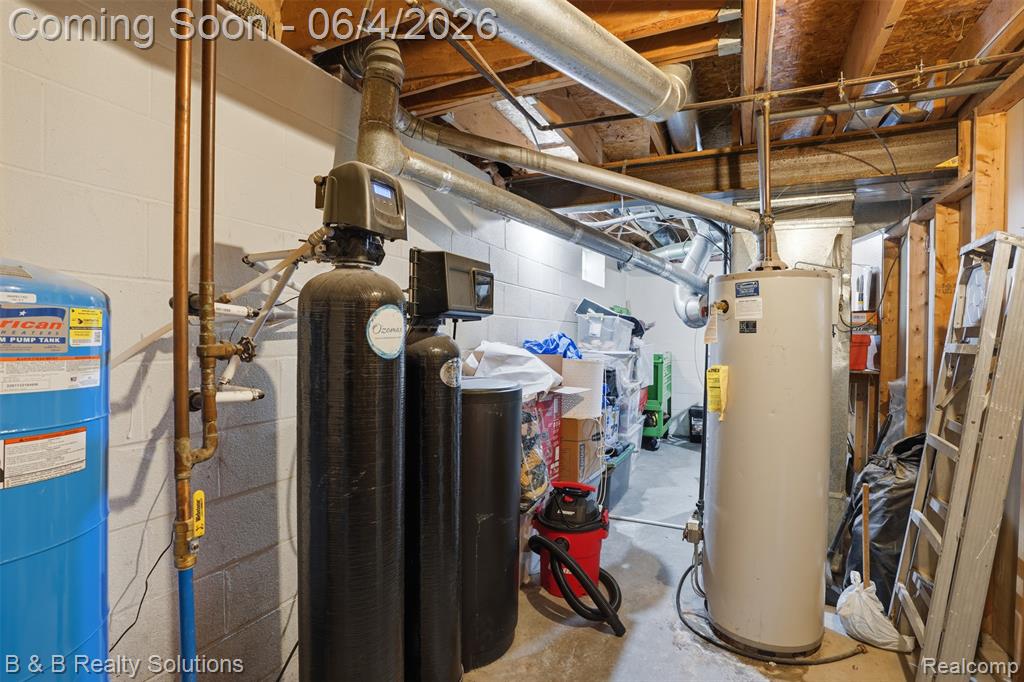 8820 Almont Road, Almont, MI 48003 — Photo 28