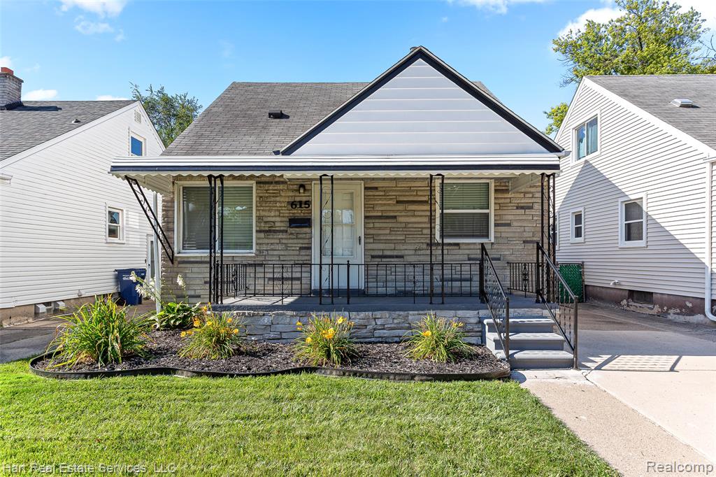 615 Garfield Avenue, Lincoln Park, MI 48146 — front exterior