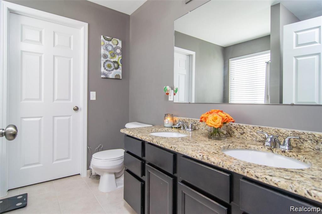 51171 Brompton, Novi, MI — Photo 11