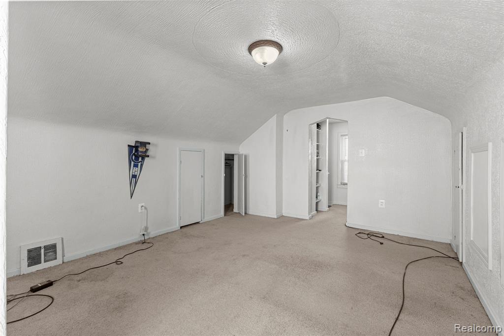 7702 Kendal Street, Dearborn, MI 48126 — Photo 23