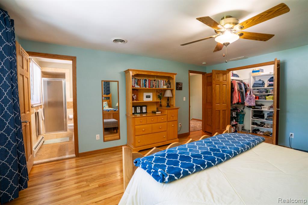8310 Burning Bush Road, Grosse Ile, MI 48138 — Photo 27