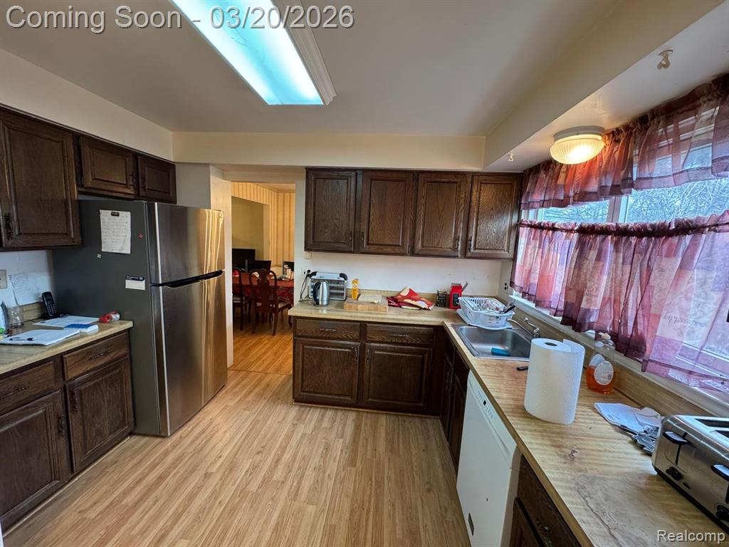 5045 Forestdale Drive, West Bloomfield, MI — Photo 10
