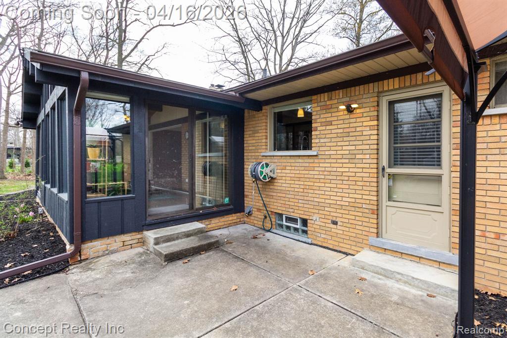 21247 Shurley Drive, Grosse Ile, MI 48138 — Photo 44