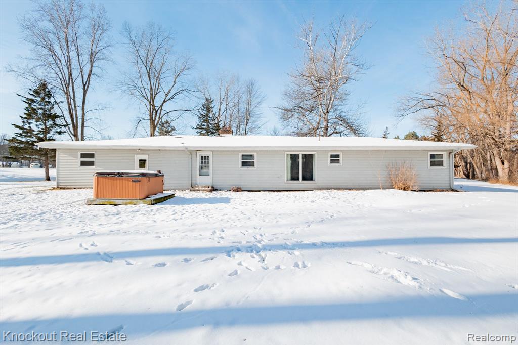 13475 DIXIE Highway, Birch Run, MI 48415 — Photo 21