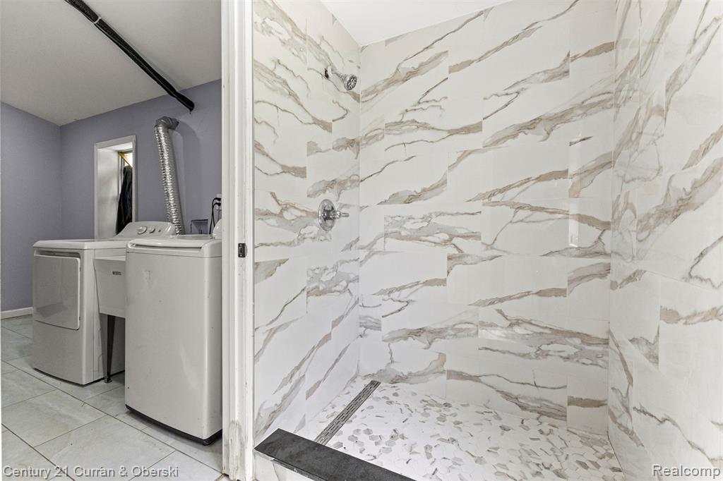 537 Helen Street, Inkster, MI 48141 — Photo 12