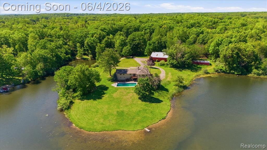 725 Deerpath Court, Ortonville, MI 48462 — Photo 7