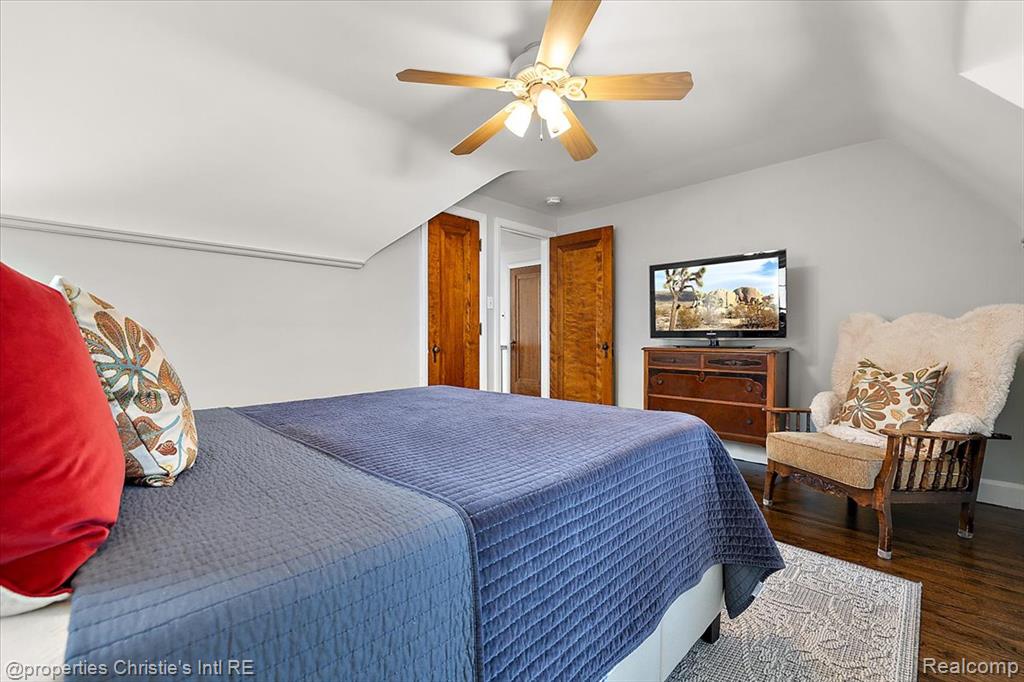 1253 Grayton Street, Grosse Pointe Park, MI 48230 — Photo 19