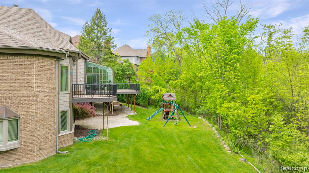 6127 WINCLIFF Drive, West Bloomfield, MI — Photo 55