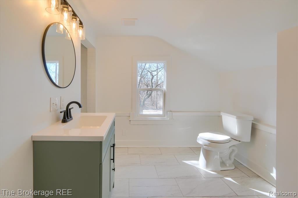 5447 Sitka Street, Burton, MI 48519 — Photo 27