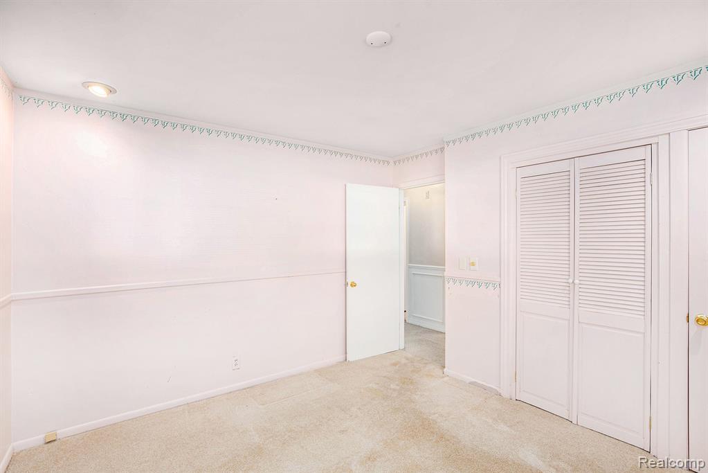 6284 Westview Drive, Grand Blanc, MI 48439 — Photo 18