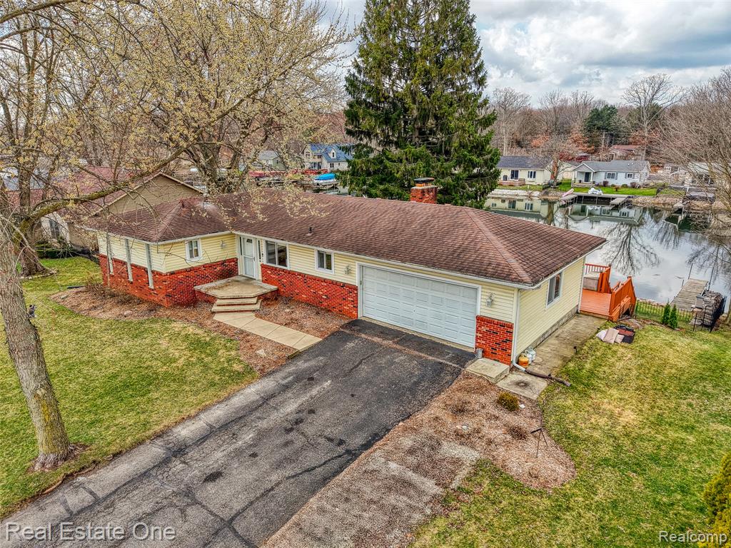 10846 Colony Road, Pinckney, MI 48169 — Photo 4