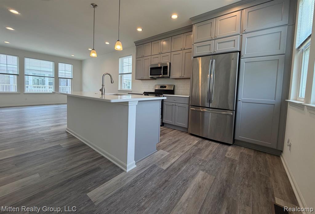 441 Wright Street, 52, Wixom, MI 48393 — Photo 8