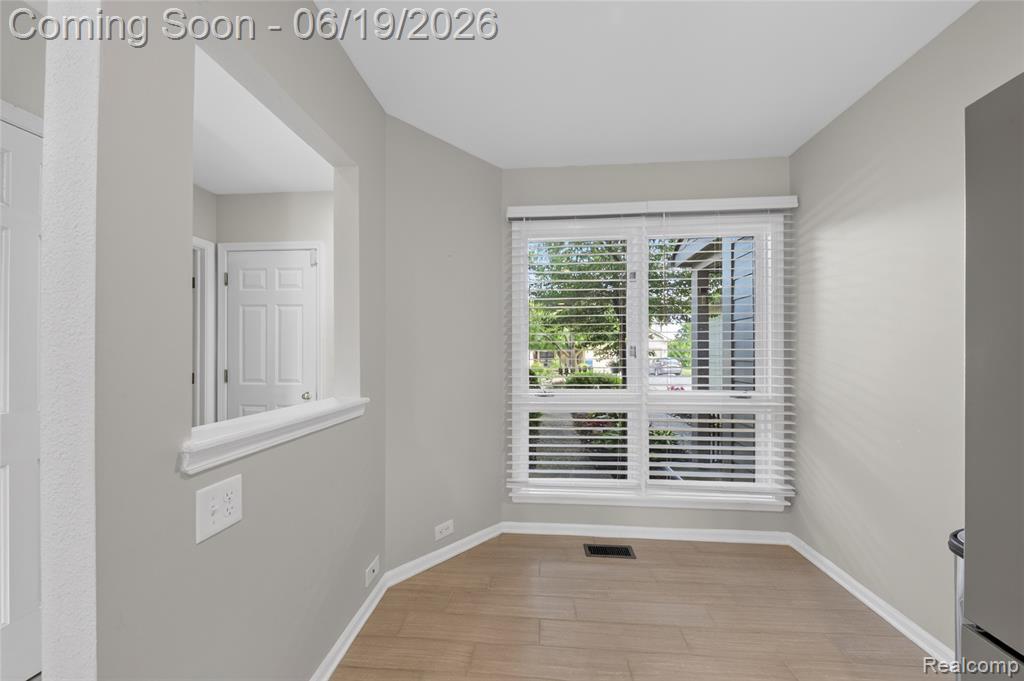 3320 Breckland Court, Ann Arbor, MI 48108 — Photo 9