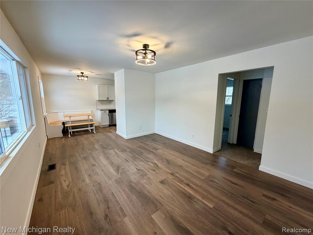 4108 Brown Street, Flint, MI 48532 — Photo 13