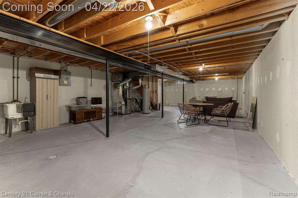 41812 King Edward Court, Clinton Twp, MI 48038 — Photo 31