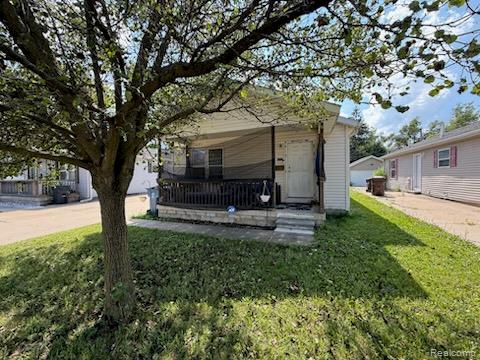 4052 Howe Road, Wayne, MI 48184 — front exterior