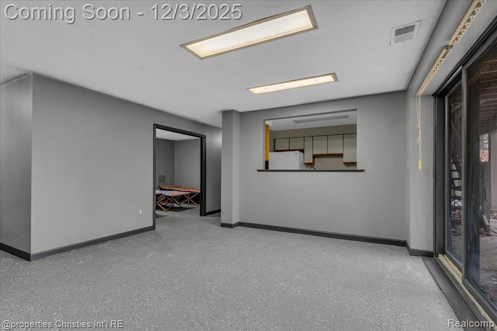 13095 Woodland Trail, Davisburg, MI 48350 — Photo 25