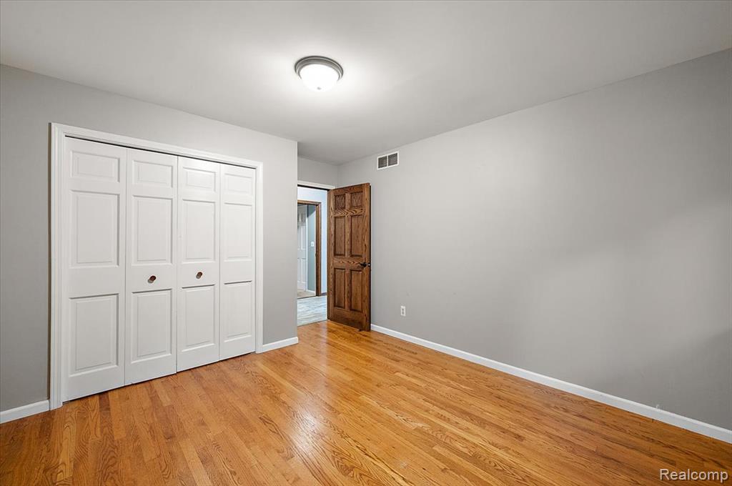 670 Rolling Acres Drive, Ortonville, MI 48462 — Photo 39
