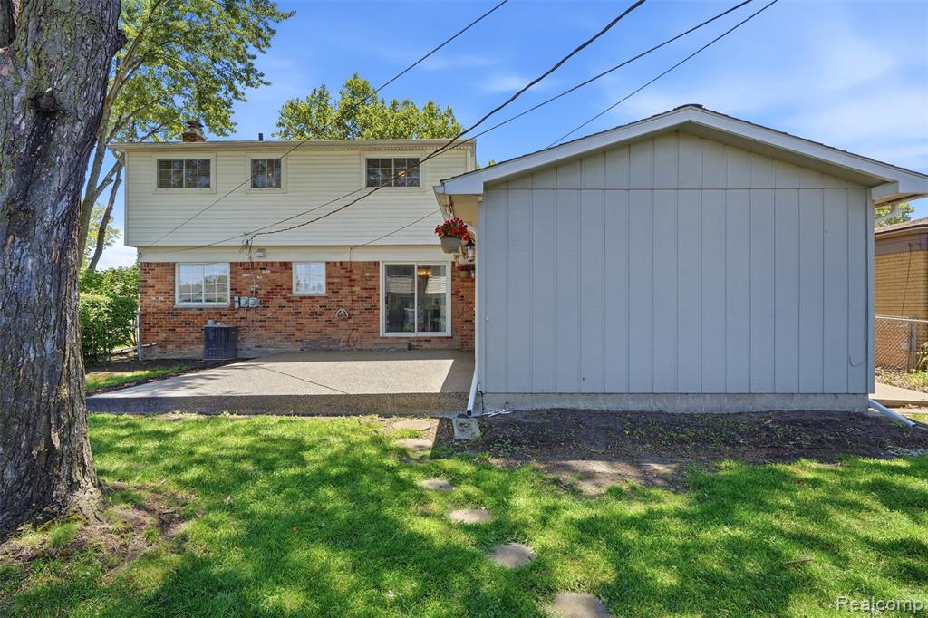 5159 Lewis Drive, Sterling Heights, MI 48310 — Photo 8
