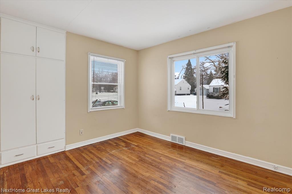 812 Barney Avenue, Flint, MI 48503 — Photo 13