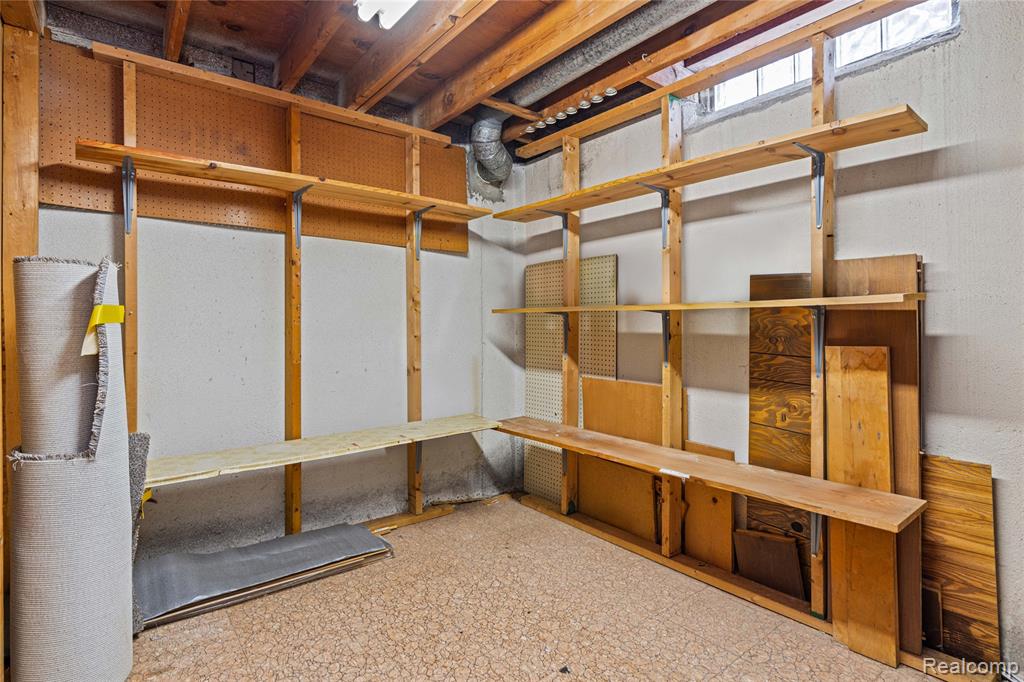 39619 Peters Drive, Canton, MI 48187 — Photo 39